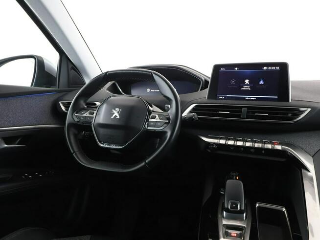 Peugeot 3008 automat virtual cocpit półskóra navi kamera i czujniki parkowania hak