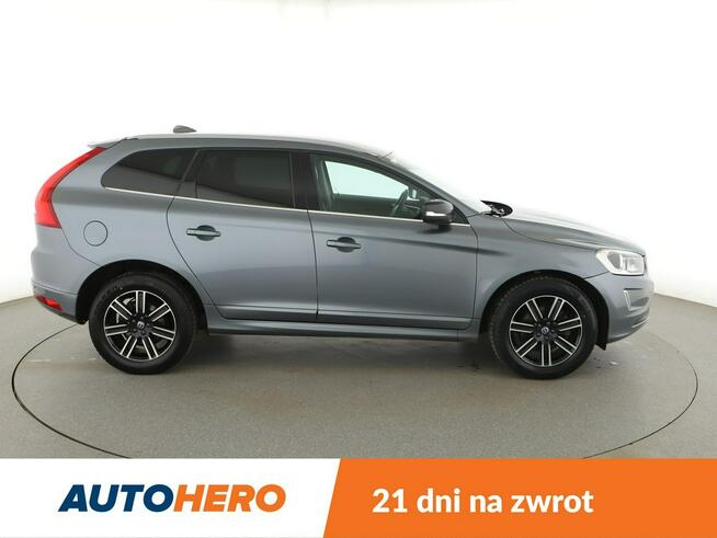 Volvo XC 60 FV23% Momentum skóra navi PDC grzane fotele tempomat hak