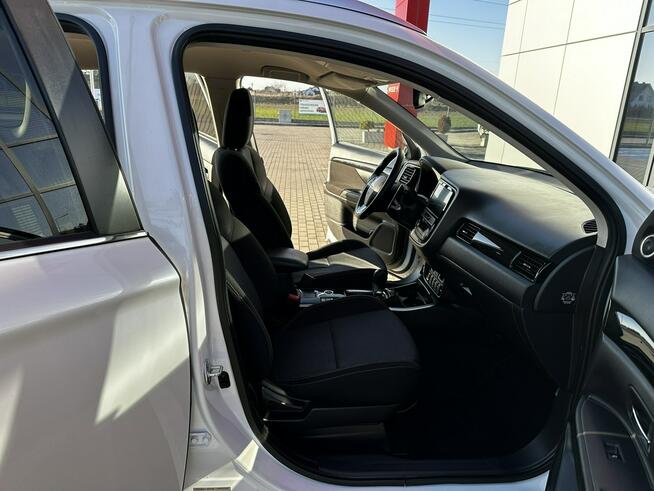 Mitsubishi Outlander 7-osób! 1-rej.2019 Łopatki Kamera KeyLess Climatronic Serwis GWARANCJA