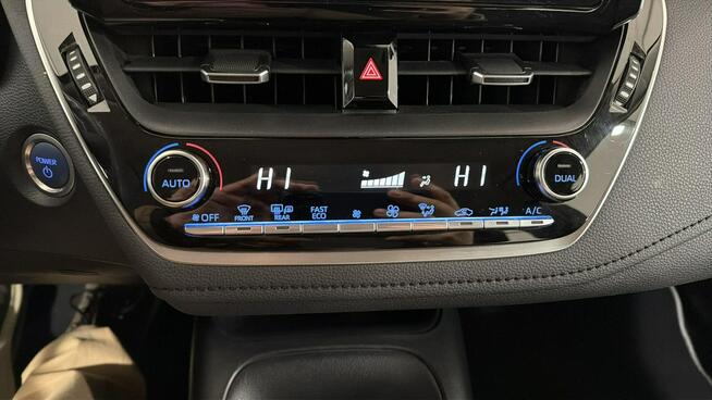 Toyota Corolla 1.8 Hybrid GPF Active sedan