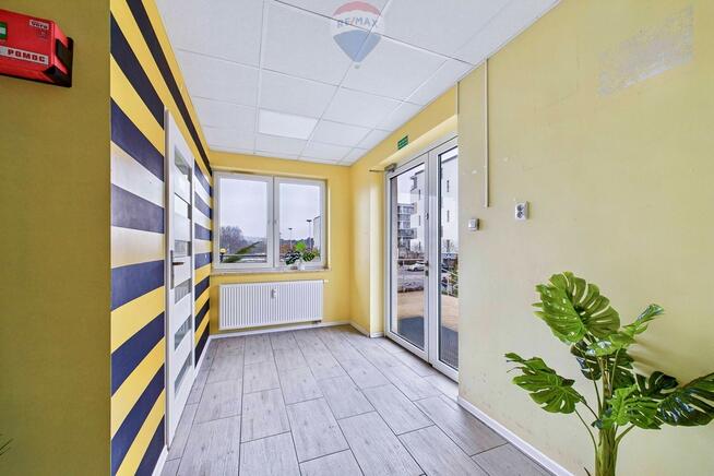 Na sprzedaż lokal usługowy, pow. 144,61 m²