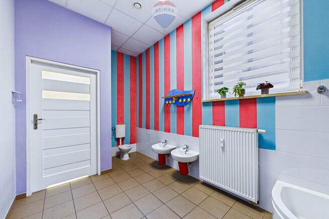 Na sprzedaż lokal usługowy, pow. 144,61 m²