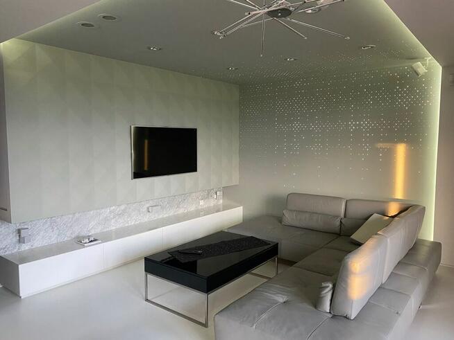 Luksusowy apartament z prywatnym tarasem i jacuzzi