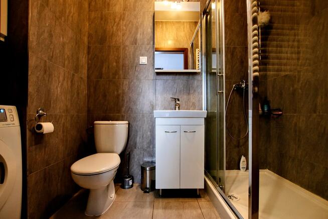 garaż podziemny, dwa balkony, budynek z 2016 roku