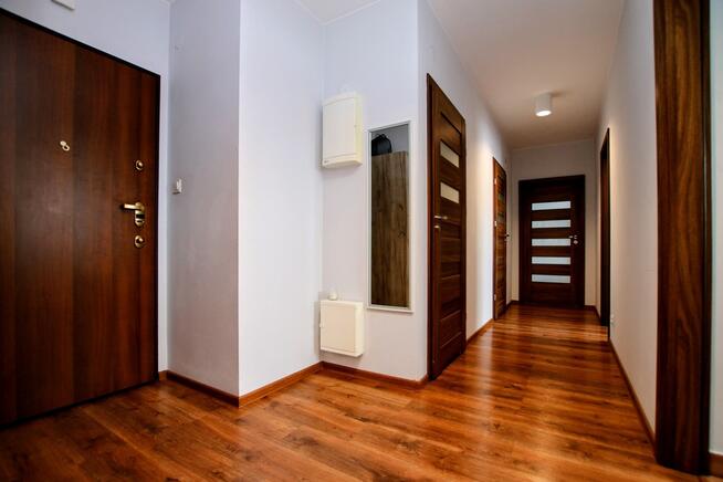 garaż podziemny, dwa balkony, budynek z 2016 roku