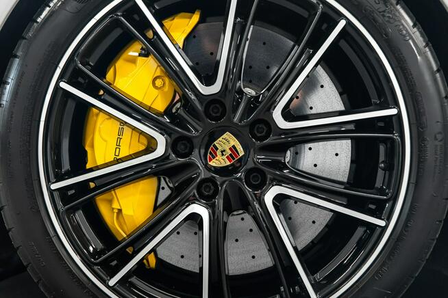 Porsche Panamera Turbo 550 KM. Gwarancja do 03.2028. Niemal pełne wyposażenie.