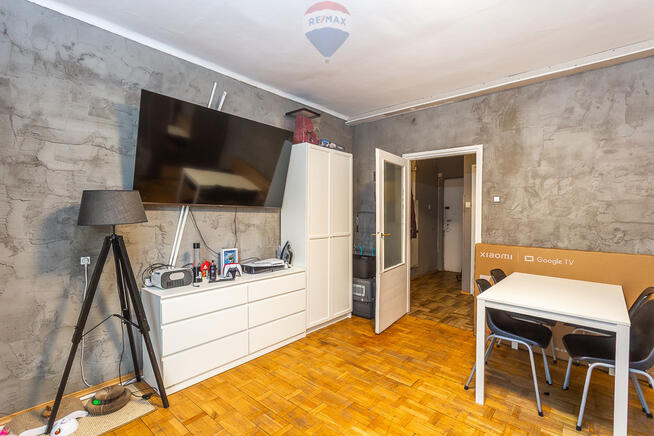 34 m² z balkonem blisko PŁ do remontu i aranżacji