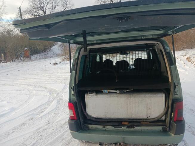 Sprzedam Peugeot partner przystosowany do przewozu paliwa