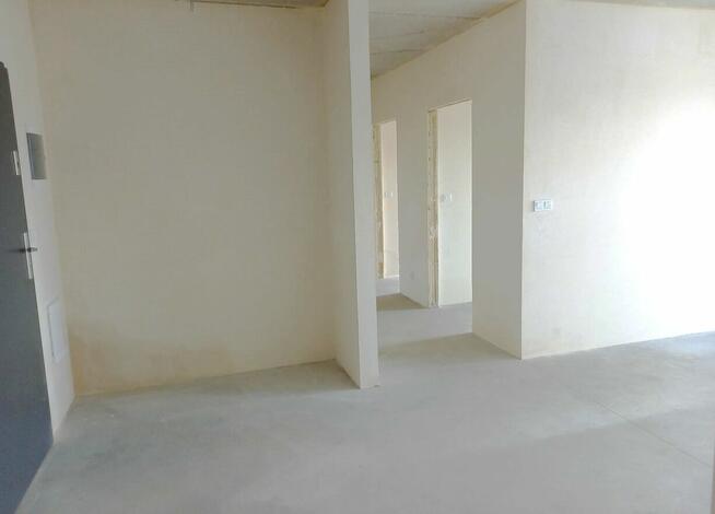 4 POKOJE / 2 ŁAZIENKI / OGRÓD / NOWE OSIEDLE - bezpośrednio