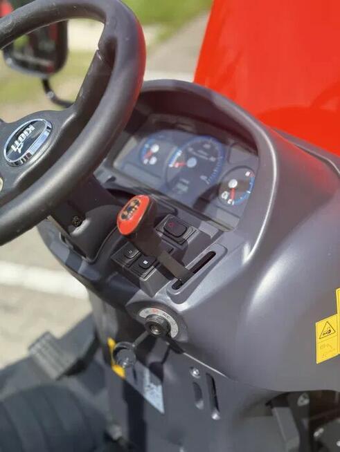 Ciągnik Kioti CX2510H 25 KM 4x4 7 letnia gwarancja wyprzedaż