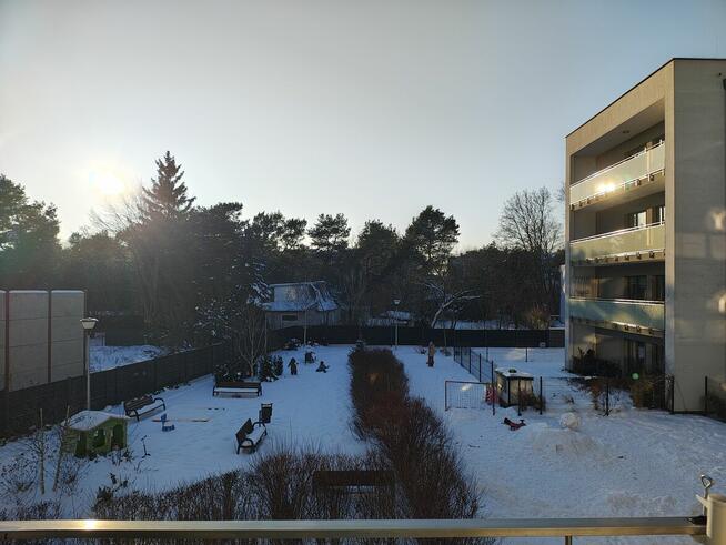 Jasne 3-pokojowe mieszkanie z dużym balkonem i garażem