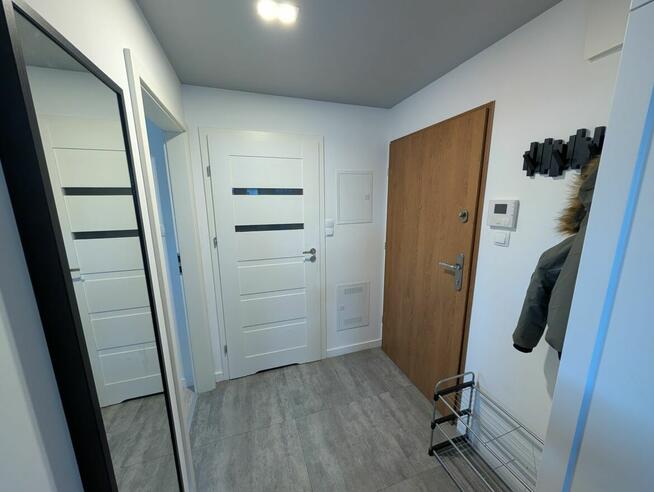 2 pokoje z halą garażową-zwierzęta mile widziane