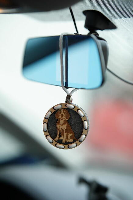 Wielorazowy Zapach Samochodowy – drewniana zawieszka