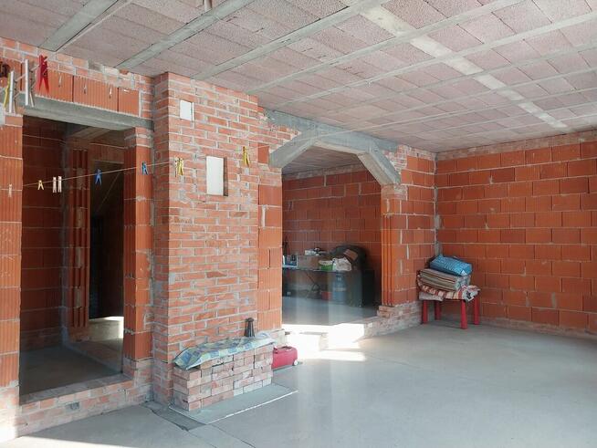 Wolnostojący dom, w otulinie lasu, blisko Warszawy