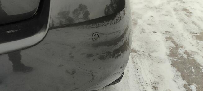 Toyota Yaris 1.3 benzyna**czujniki parkowania**hak**