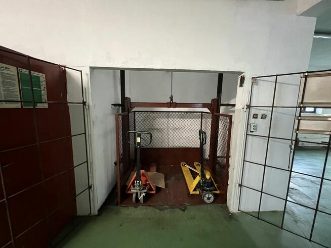 Wynajmę magazyn 250m2parter+250m2 piętro winda Michałowice