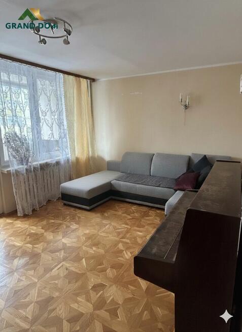 Ustawne mieszkanie z oddzielną kuchnią