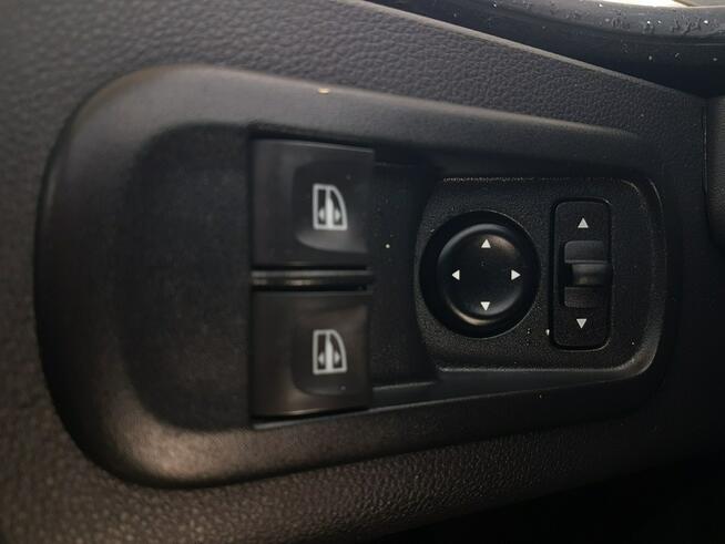 Renault Master KONTENER 8EP 4,22x2,23x2,23 KLIMA MANUAL KRAJOWY 6-BIEGÓW DMC 3500 KG