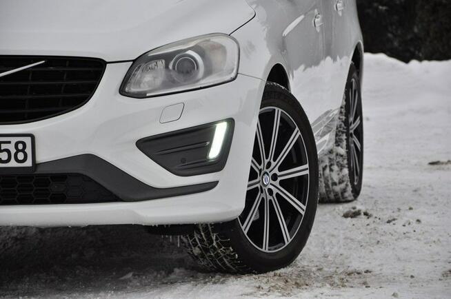 Volvo XC 60 2,4D 190KM AWD Lift R-design Xenon Led Panorama Skóry Navi el.klapa