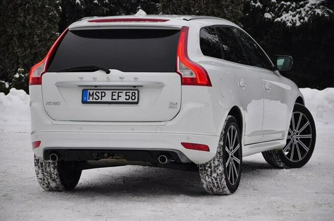 Volvo XC 60 2,4D 190KM AWD Lift R-design Xenon Led Panorama Skóry Navi el.klapa