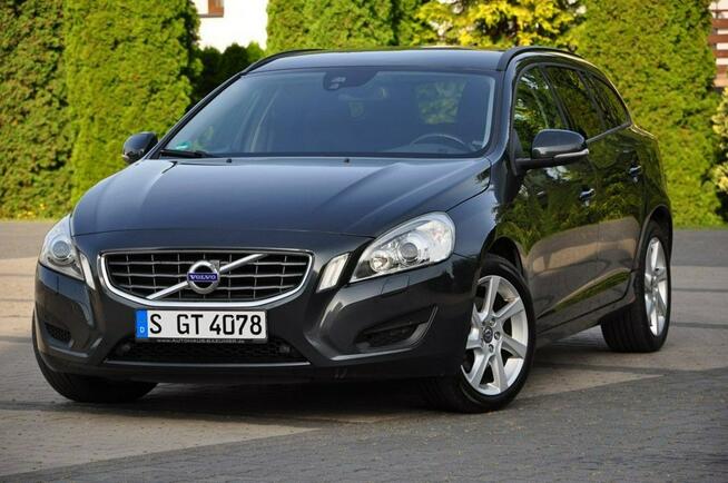 Volvo V60 2,0D 136KM Xenon Led Navi PDC Alufelgi 1Wł. Super Stan z DE !!