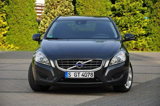 Volvo V60 2,0D 136KM Xenon Led Navi PDC Alufelgi 1Wł. Super Stan z DE !!