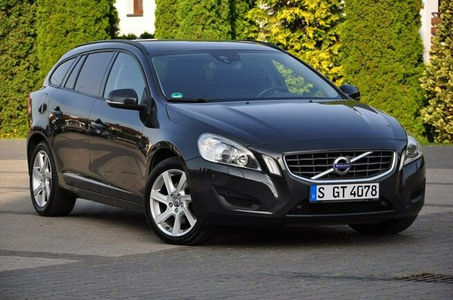 Volvo V60 2,0D 136KM Xenon Led Navi PDC Alufelgi 1Wł. Super Stan z DE !!