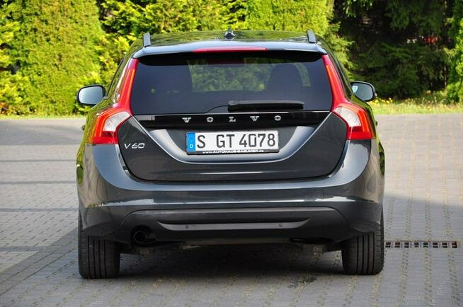 Volvo V60 2,0D 136KM Xenon Led Navi PDC Alufelgi 1Wł. Super Stan z DE !!