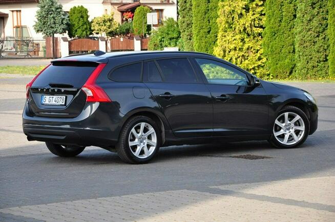Volvo V60 2,0D 136KM Xenon Led Navi PDC Alufelgi 1Wł. Super Stan z DE !!