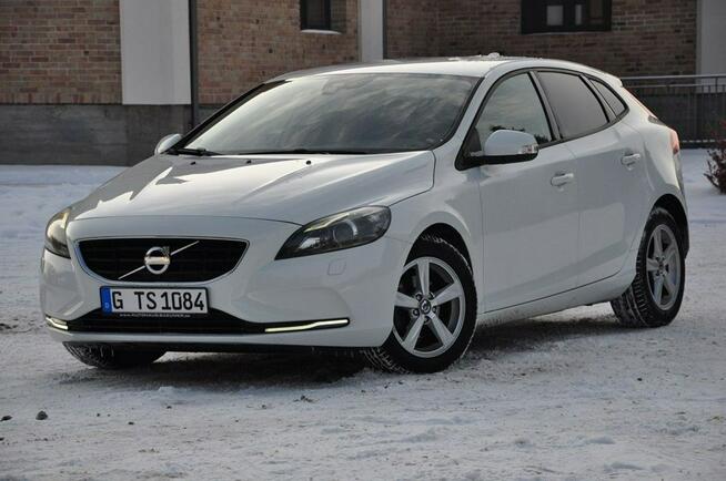 Volvo V40 1,6D 115KM Xenon Led Navi Alufelgi PDC Super Stan Serwis z DE !!