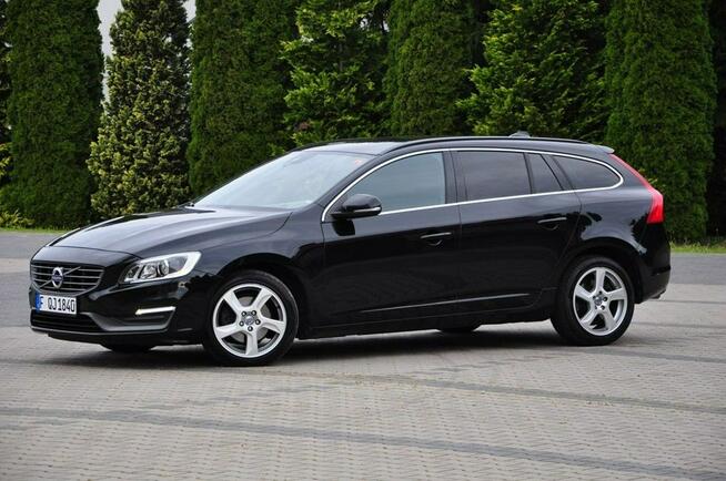 Volvo V60 2,0 D 136KM Lift Led Navi PDC Alufelgi komputer Serwis z DE !!
