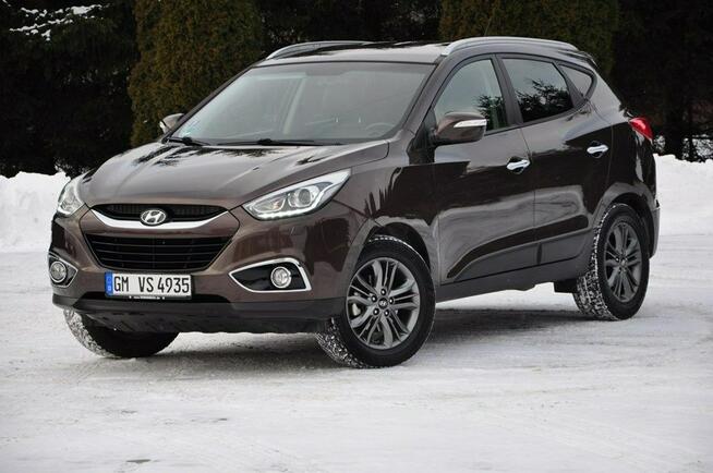 Hyundai ix35 2,0B 166KM Lift 4x4 Xenon Skóry Navi Kamera Alufelgi PDC Klimatron Hak