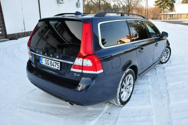 Volvo V70 2,0D 181KM Xenon Navi Skóry El.Klapa Alufelgi El.Fotele Serwis z DE !!