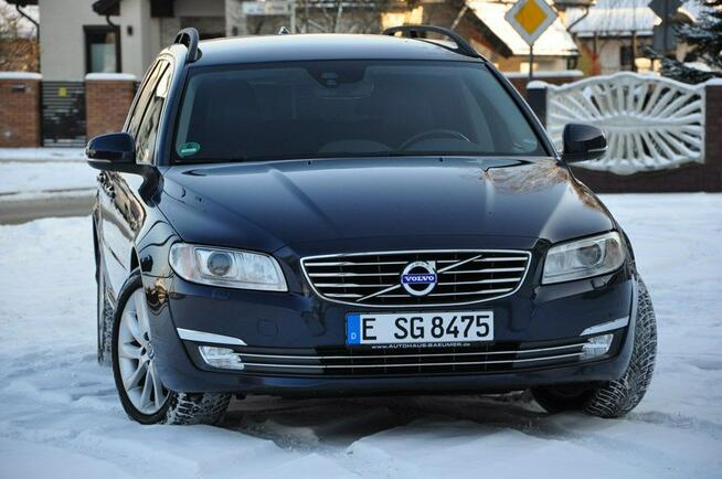 Volvo V70 2,0D 181KM Xenon Navi Skóry El.Klapa Alufelgi El.Fotele Serwis z DE !!