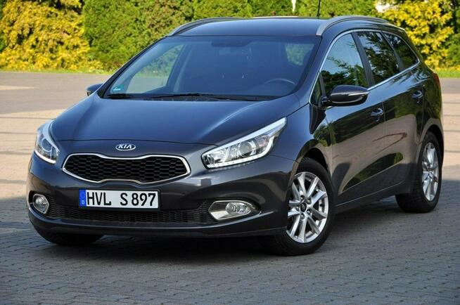 Kia Cee'd 1,6 Benz 135KM Led Navi Kamera PDC Alufelgi 1 Wł. Serwis z DE !!!