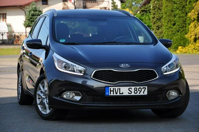 Kia Cee'd 1,6 Benz 135KM Led Navi Kamera PDC Alufelgi 1 Wł. Serwis z DE !!!
