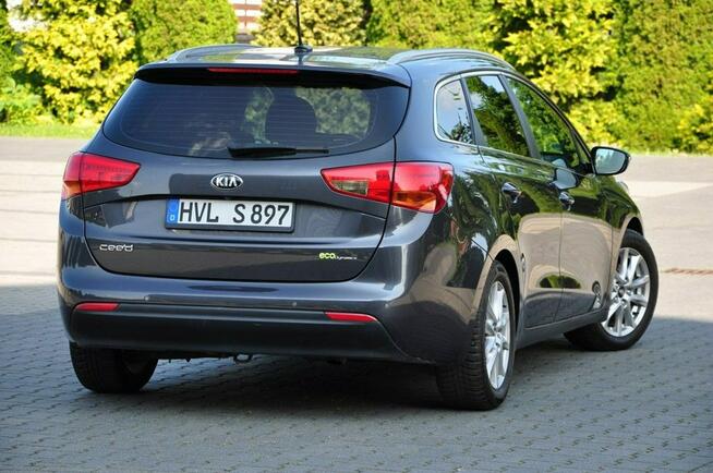 Kia Cee'd 1,6 Benz 135KM Led Navi Kamera PDC Alufelgi 1 Wł. Serwis z DE !!!