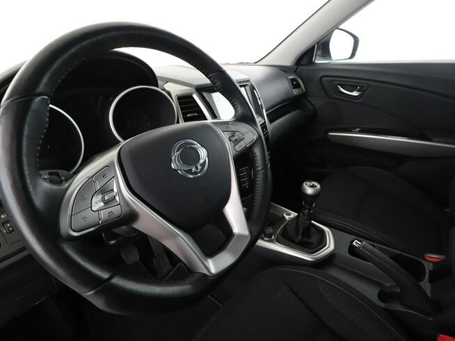 SsangYong Tivoli navi kamera cofania klima auto multifunkcja