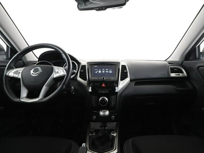 SsangYong Tivoli navi kamera cofania klima auto multifunkcja