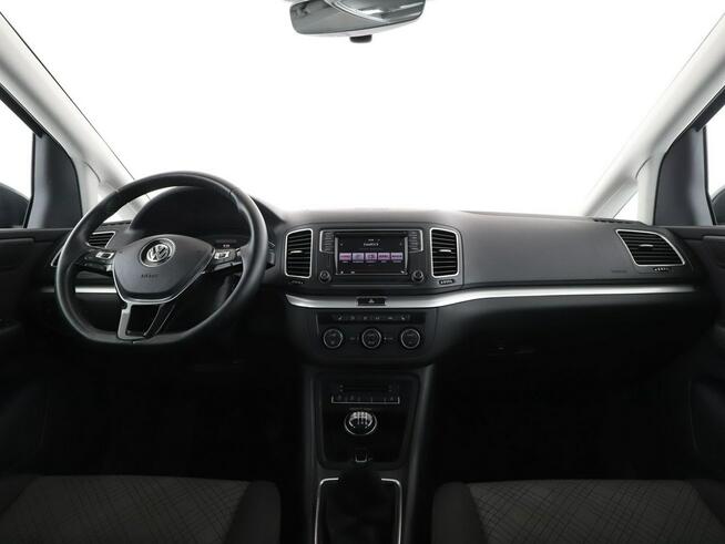 Volkswagen Sharan klima auto grzane fotele tempomat multifunkcja