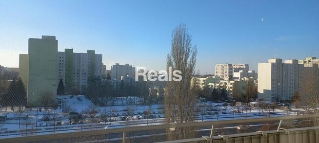 Metro Imielin 250m. 3 pokoje, widna kuchnia balkon