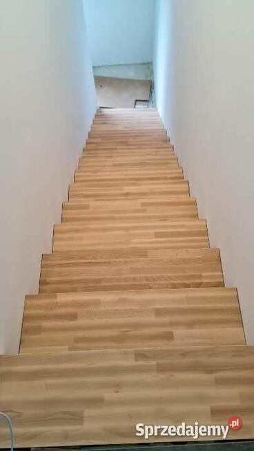 gotowe schody do montażu buk jesion dąb trepy balustrady
