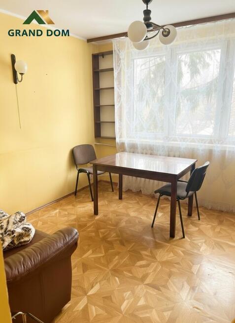 Ustawne mieszkanie z oddzielną kuchnią