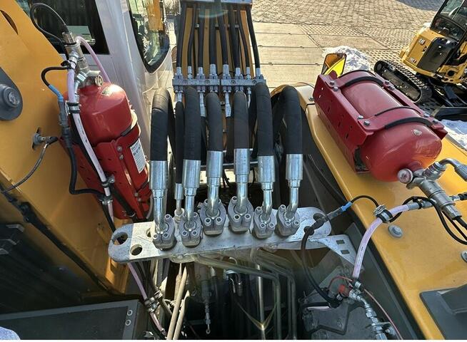 KOPARKA PRZEŁADUNKOWA LIEBHERR LH 22 M LITRONIC