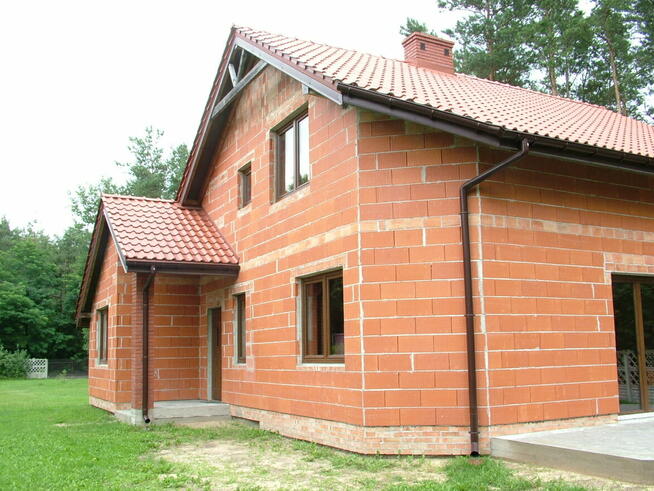 Wolnostojący dom, w otulinie lasu, blisko Warszawy