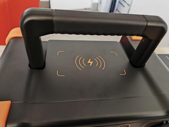 Stacja zasilania E600LFP 1200W 614Wh 24Ah z panelem fotowolt