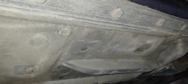 Toyota Yaris 1.3 benzyna**czujniki parkowania**hak**