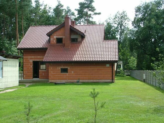 Wolnostojący dom, w otulinie lasu, blisko Warszawy