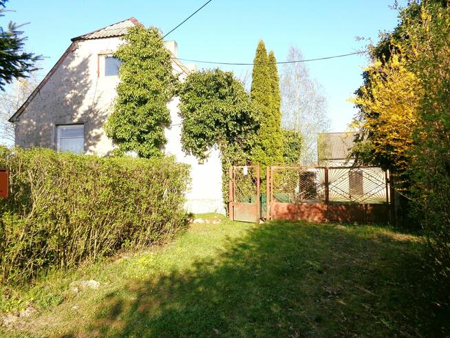 Okolice Skulska – Domek na wsi