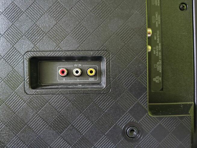 Sprzedam tv Hisense 43 cale 4K UHD